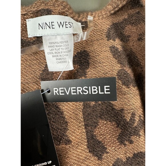 Nine West Reversible Wrap Scarf Plaid Leopard Brown Black Fringe NWT $50 MSRP - Picture 7 of 9